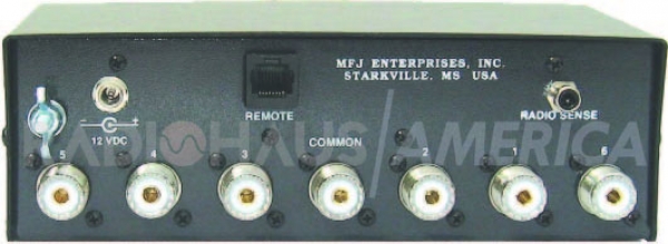 MFJ-4716 Chave de antena, de mesa/remota, 6 Pos., 1.8 - 150MHz