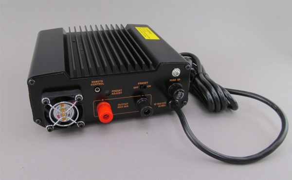 DM-330MVT Fonte de Alimentao 30A Alinco *OFERTA*