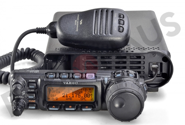 FT-857D Transceptor Porttil HF/6 metros/VHF/UHF