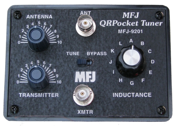MFJ-9201 Acoplador de Antenas QRP de 80 a 10 metros