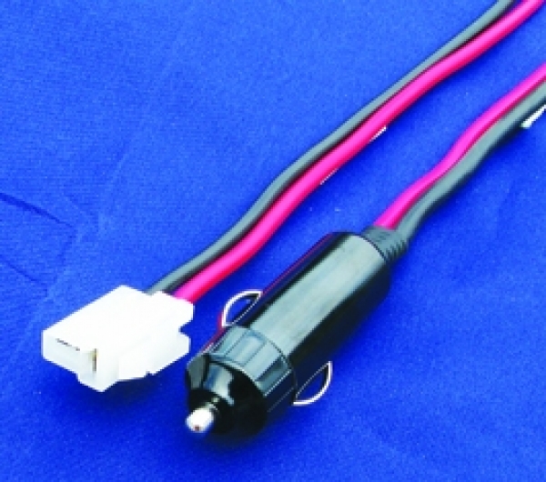 MFJ-5515C Cabo de alimentao, plugue tipo acendedor de cigarro, VHF/UHF, 90 centmetros