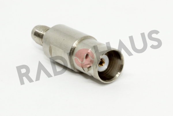 MC-41 Adaptador Femea SMA / Femea BNC (Gaveta11)