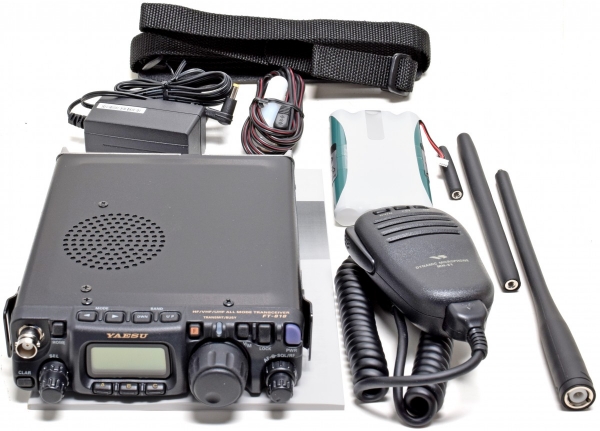 FT-818ND Transceptor Porttil 6W HF/VHF/UHF 