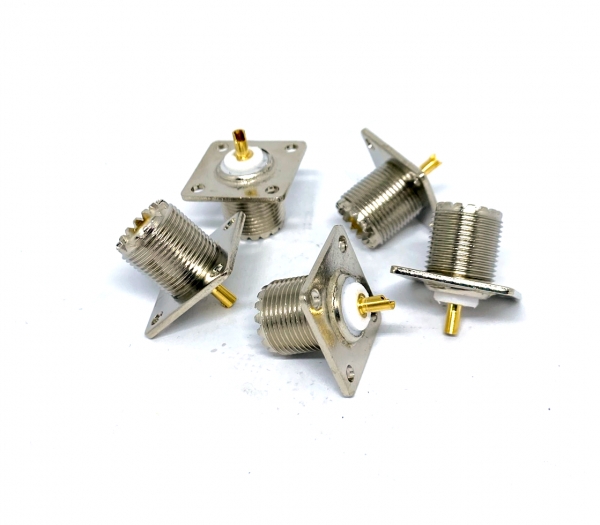 Combo com 5 conectores UHF fmea base quadrada