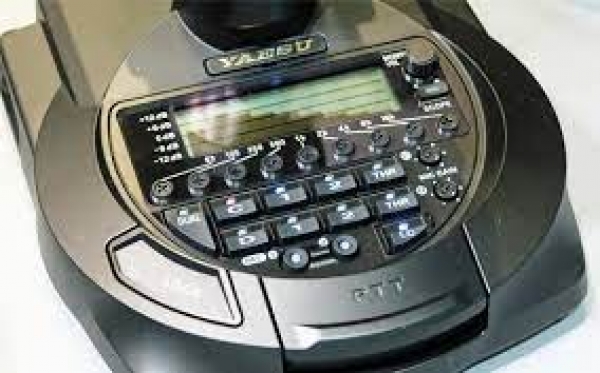 M-1 Microfone de referncia programvel Yaesu *OFERTA*