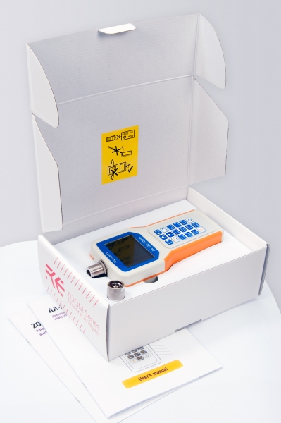 AA-230 ZOOM Analisador de Antena VHF